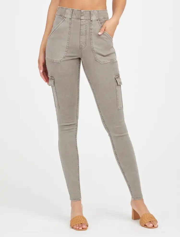 SPANX Twill Ankle Cargo Pants