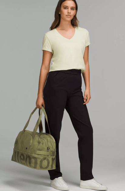11 Best Lululemon Bags for Traveling: Travel Like a Boss 155 Best lululemon travel bags